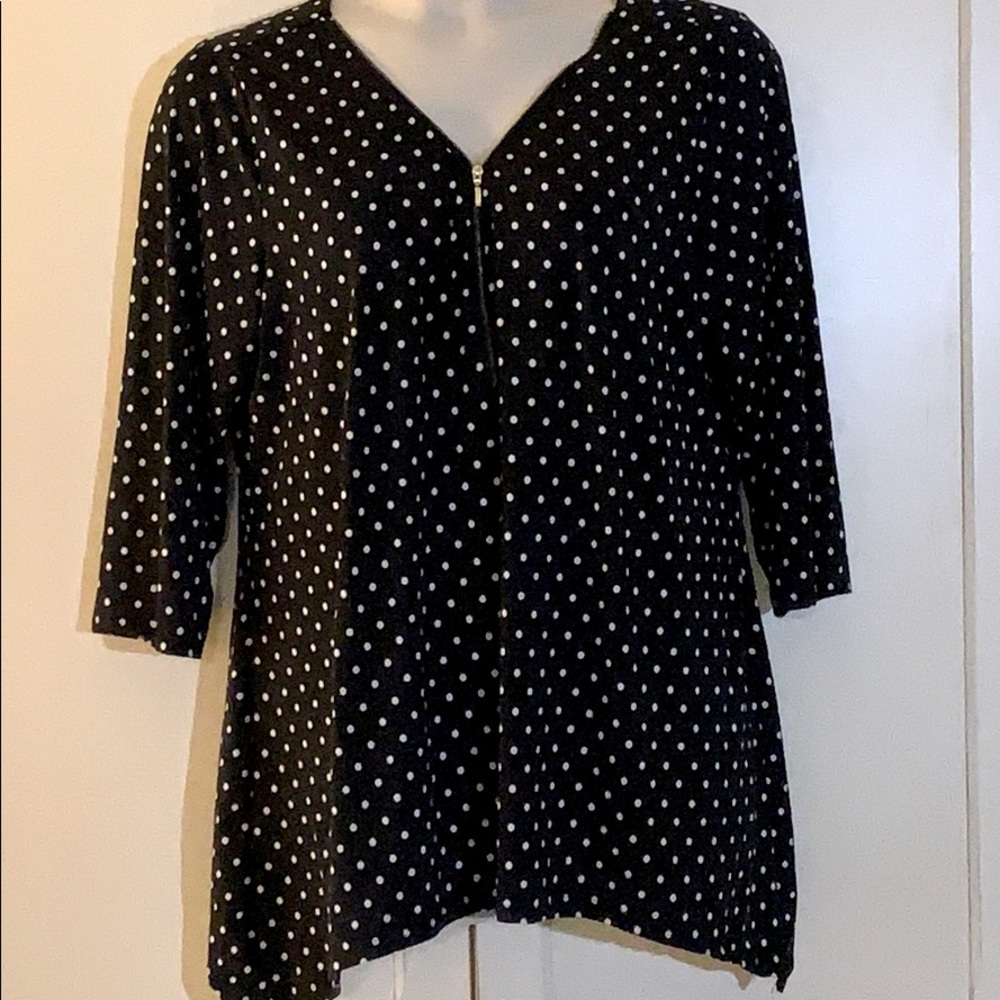 🌹Robert Louis Black/White Polka Dot Top🌹